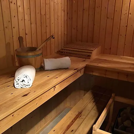 Feriehus Mit Sauna Im Mirow *