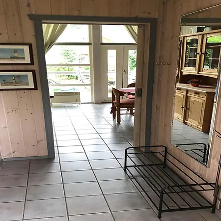 Mit Sauna Im Mirow 펜션 그랜조우