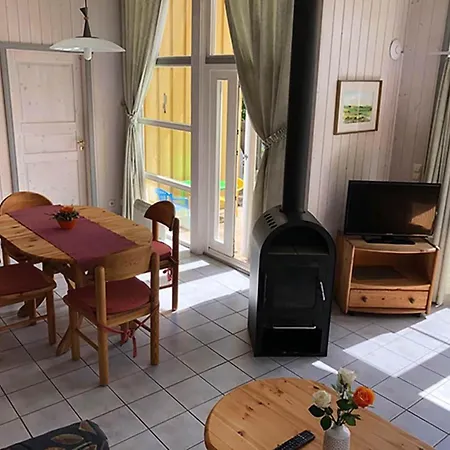 펜션 Mit Sauna Im Mirow 그랜조우